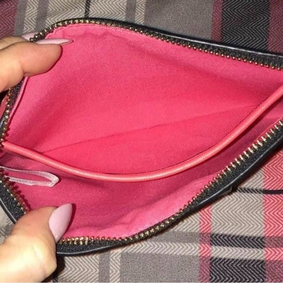 Poppy & Peonies Coral Wristlet Clutch with Tassel - Picture 3 of 3